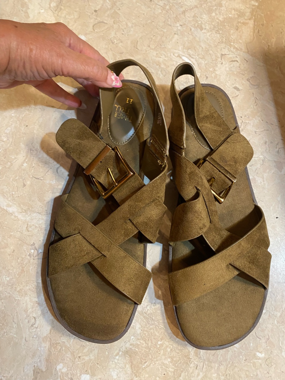 Time and Tru Olive Green Suede Crisscross Buckle Sandals